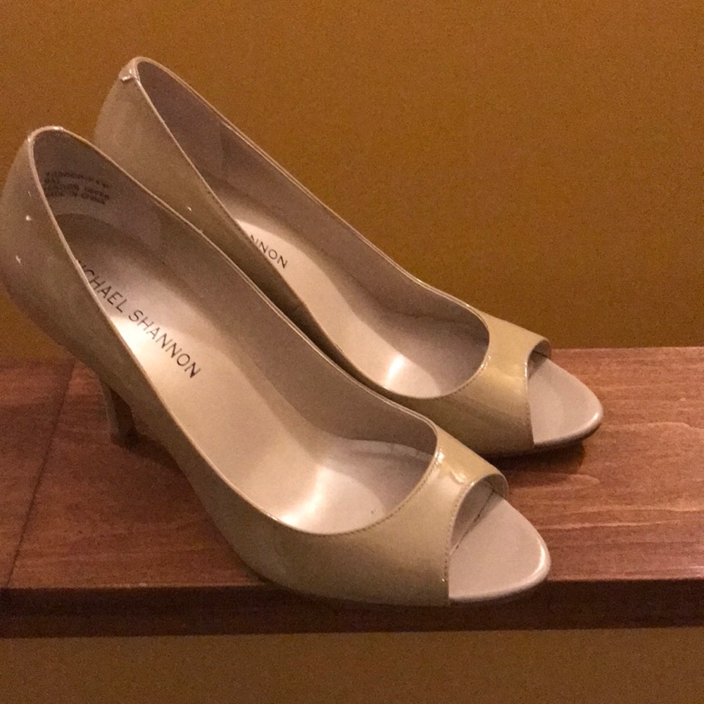Open-toe Heels sz 9